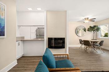 Living and dinning
